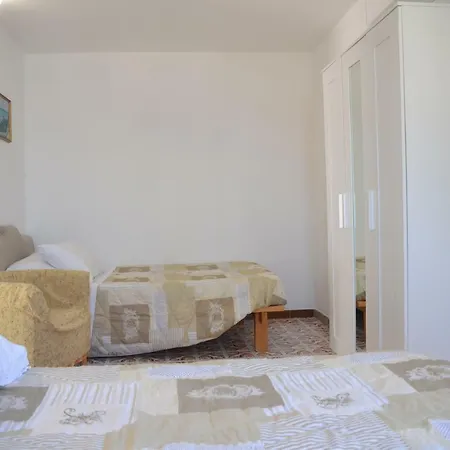 Ferienhaus Alexa & Ella House *