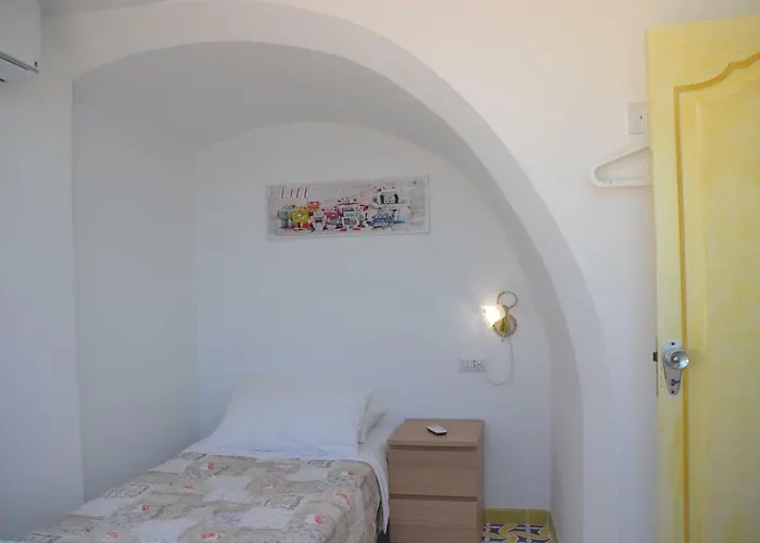 Alexa & Ella House